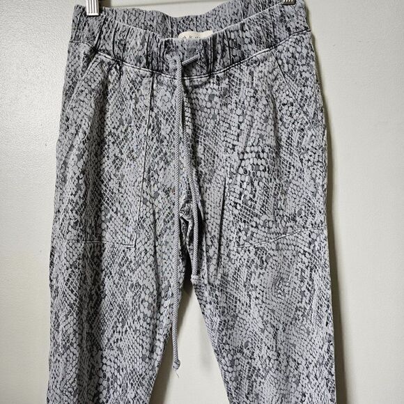 EUC CLOTH & STONE ANIMAL PRINT SOFT TENCEL BLEND JOGGER PANTS SZ XS - Picture 5 of 14